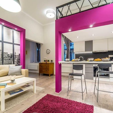 Cozy Downtown Studio Apartment Будапеща Екстериор снимка