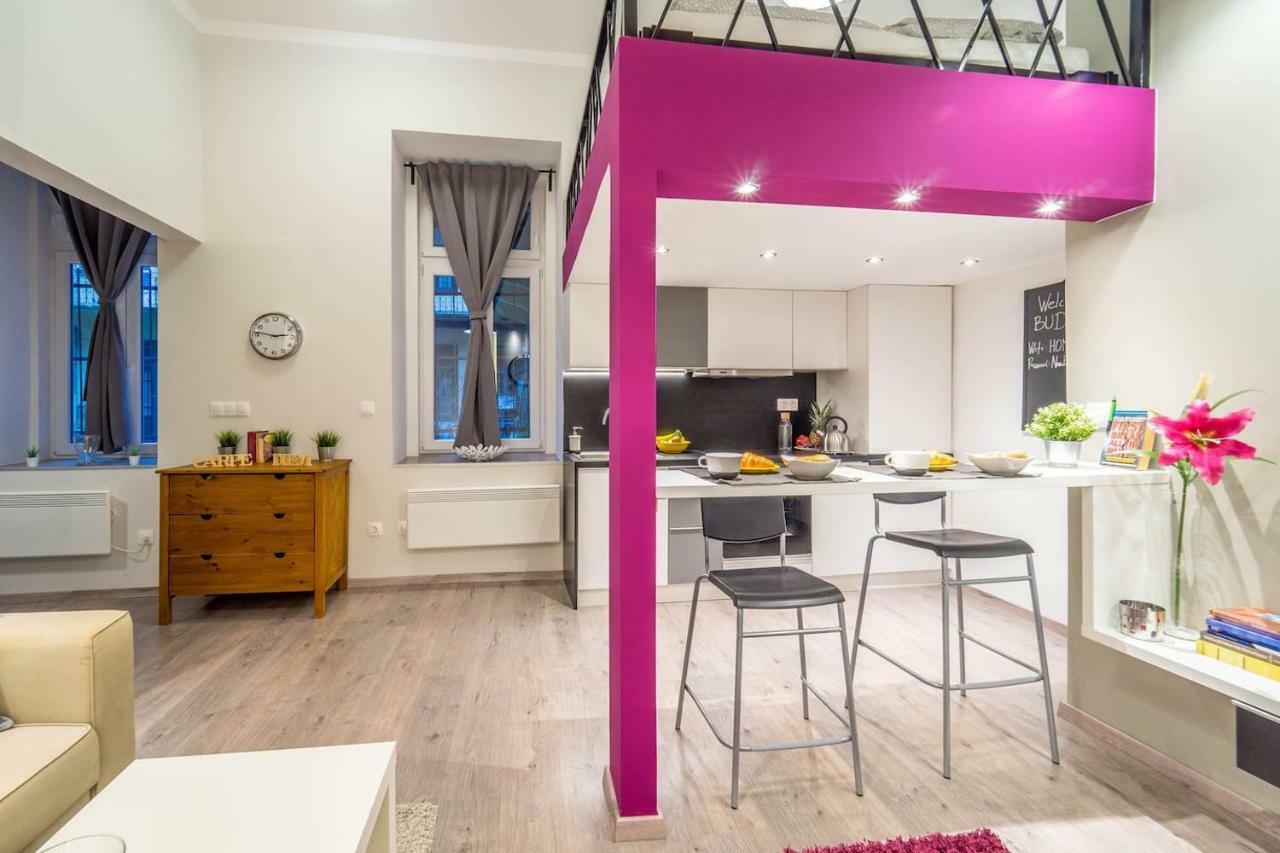 Cozy Downtown Studio Apartment Будапеща Екстериор снимка